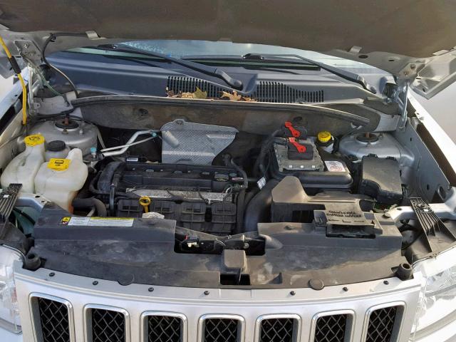 1J4NT1FA9BD260843 - 2011 JEEP COMPASS SP 银色 照片 7