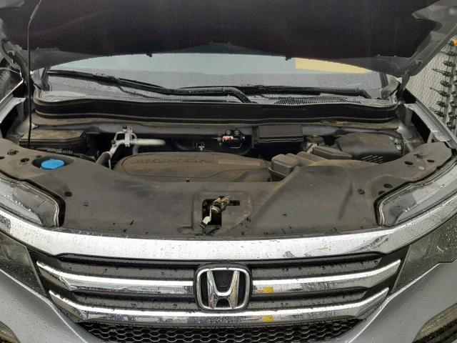 5FNYF5H17GB040552 - 2016 HONDA PILOT LX SILVER photo 7