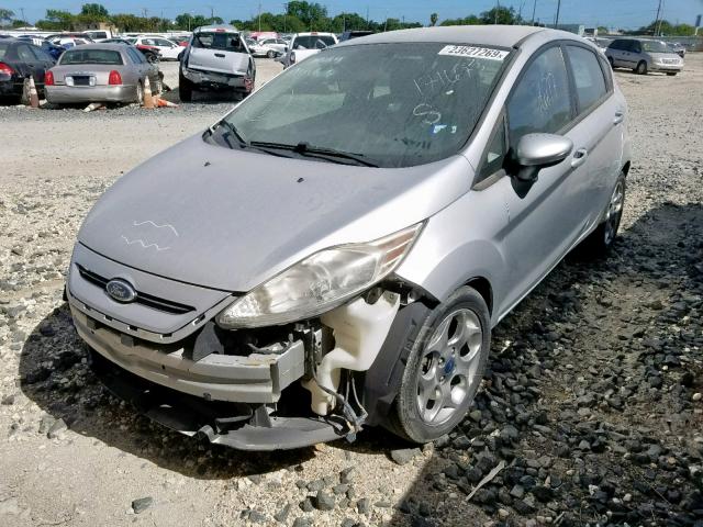 3FADP4FJXCM171673 - 2012 FORD FIESTA SES SILVER photo 2