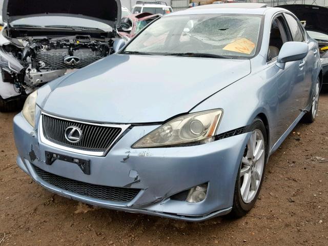 JTHBE262165000615 - 2006 LEXUS IS 350 BLUE photo 2