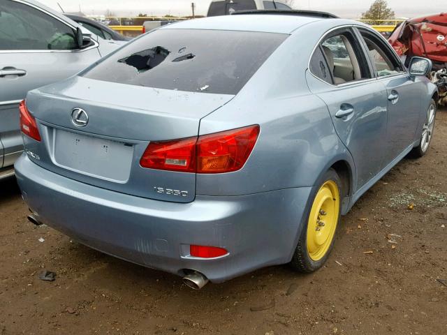 JTHBE262165000615 - 2006 LEXUS IS 350 BLUE photo 4