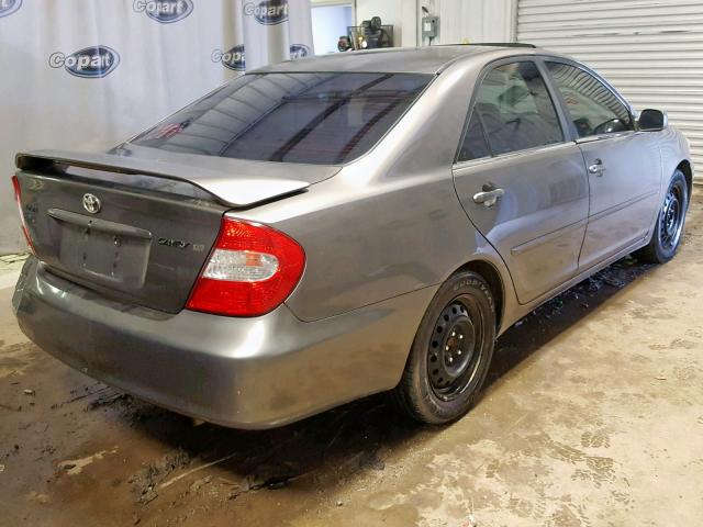 4T1BE32K04U839523 - 2004 TOYOTA CAMRY LE GRAY photo 4