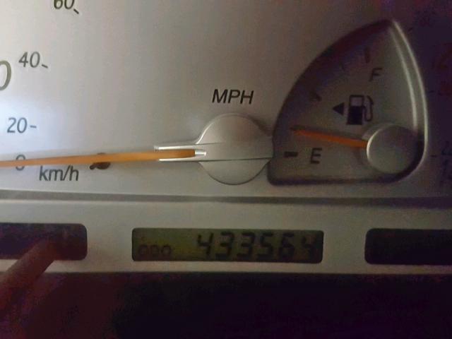 4T1BE32K04U839523 - 2004 TOYOTA CAMRY LE 灰色 照片 8