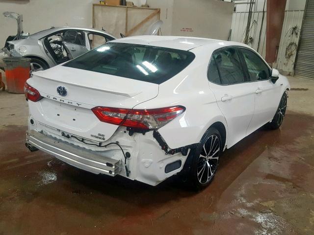 4T1B21HK5JU504211 - 2018 TOYOTA CAMRY HYBR WHITE photo 4