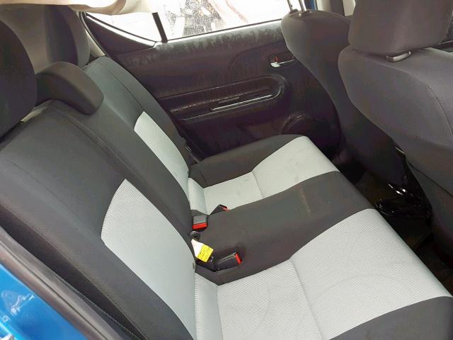 JTDKDTB3XF1587249 - 2015 TOYOTA PRIUS C 蓝色 照片 6