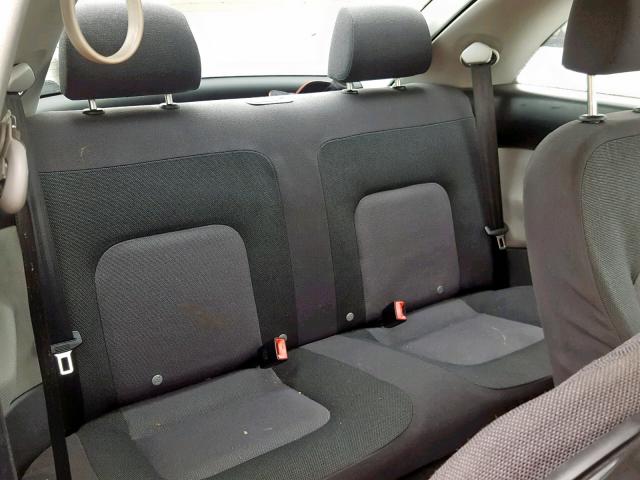 3VWBK31C95M417065 - 2005 VOLKSWAGEN NEW BEETLE Schwarz Foto 6