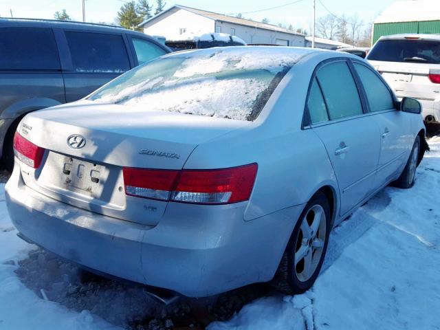 5NPEU46F97H243915 - 2007 HYUNDAI SONATA SE GRAY photo 4