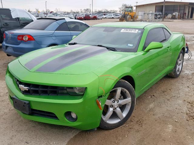 2G1FF1EV9A9209160 - 2010 CHEVROLET CAMARO LT GREEN photo 2