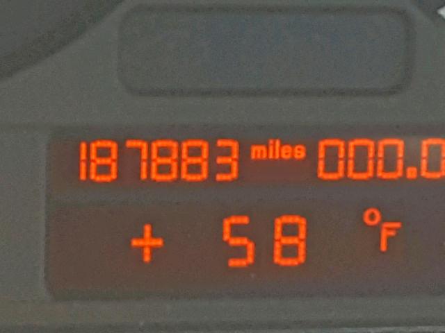 WBADT43401GF56090 - 2001 BMW 5 SERIES GRAY photo 8