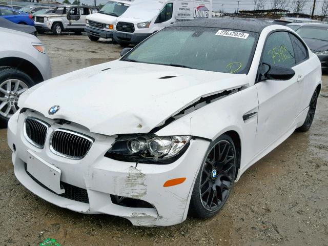 WBSKG9C53BE368381 - 2011 BMW M3 WHITE photo 2