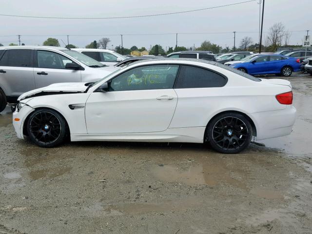 WBSKG9C53BE368381 - 2011 BMW M3 WHITE photo 9