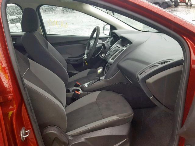 1FADP3F22DL330062 - 2013 FORD FOCUS SE წითელი ფოტო 5