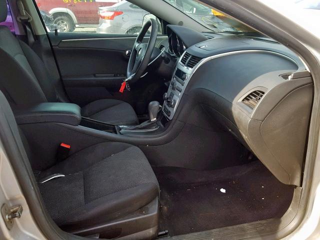 1G1ZC5E06CF110422 - 2012 CHEVROLET MALIBU 1LT 银色 照片 5