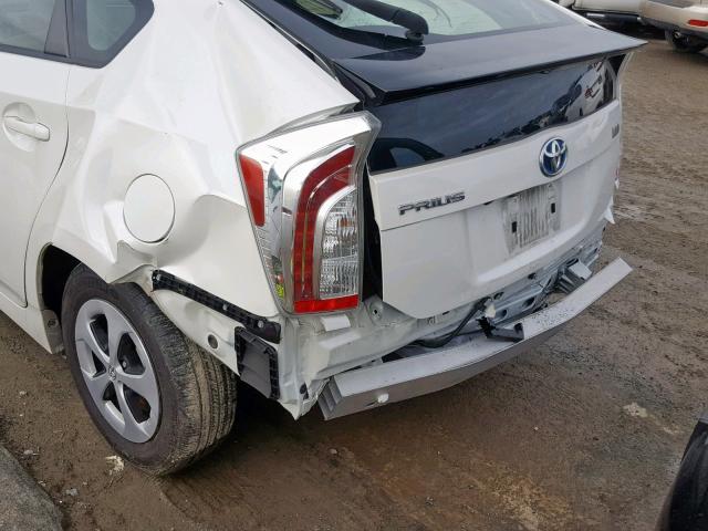 JTDKN3DU9E1744609 - 2014 TOYOTA PRIUS WHITE photo 9