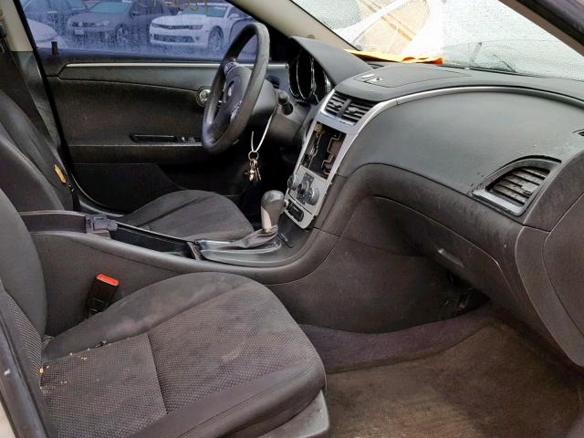 1G1ZC5E08CF104119 - 2012 CHEVROLET MALIBU 1LT თეთრი ფოტო 5