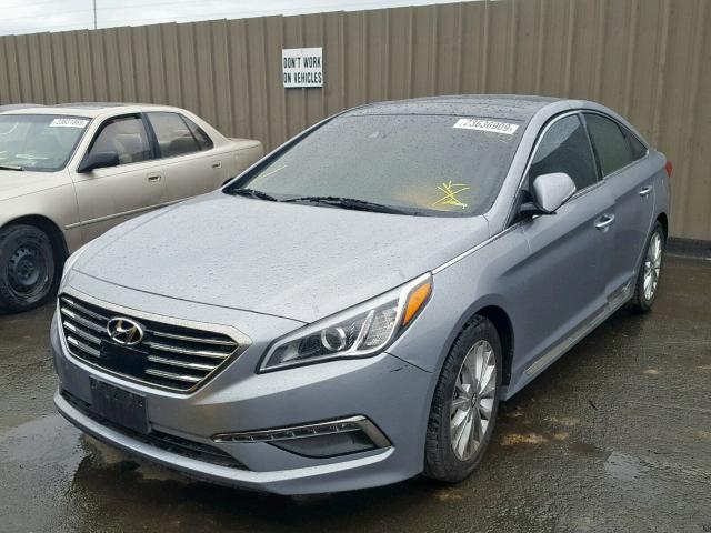 5NPE34AF6FH120713 - 2015 HYUNDAI SONATA SPO SILVER photo 2