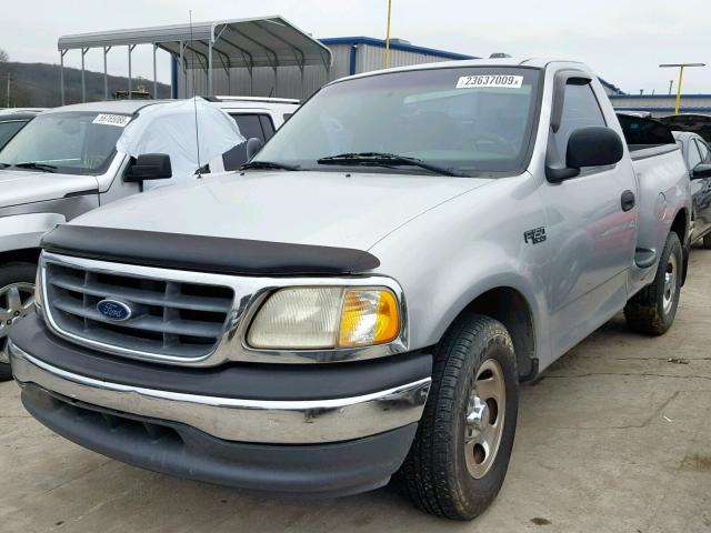 1FTZF1725YNB77421 - 2000 FORD F150 SILVER photo 2