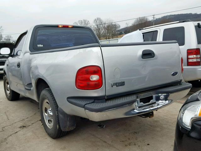 1FTZF1725YNB77421 - 2000 FORD F150 SILVER photo 3