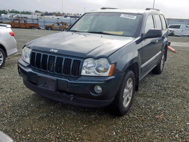 1J4GR48K85C622511 - 2005 JEEP GRAND CHER GREEN photo 2