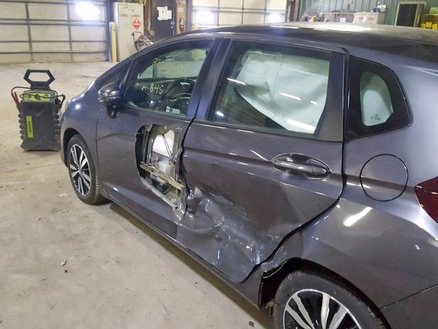 3HGGK5H00JM734485 - 2018 HONDA FIT EX GRAY photo 9