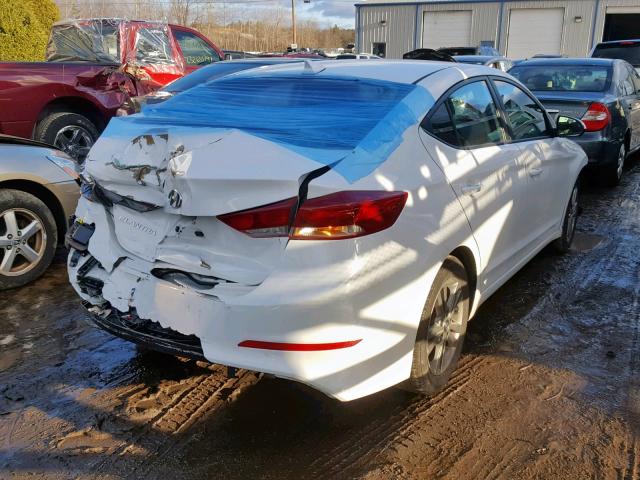 5NPD84LF3JH245445 - 2018 HYUNDAI ELANTRA SE WHITE photo 4