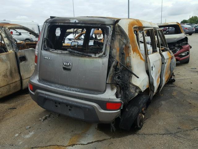 KNDJT2A52D7636143 - 2013 KIA SOUL 烧焦的 照片 4