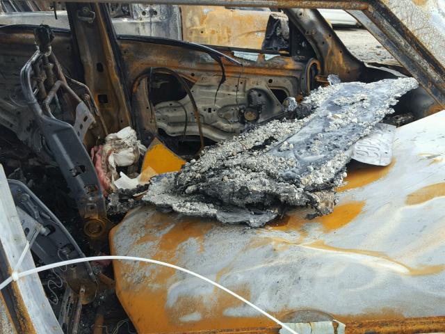 KNDJT2A52D7636143 - 2013 KIA SOUL 烧焦的 照片 5