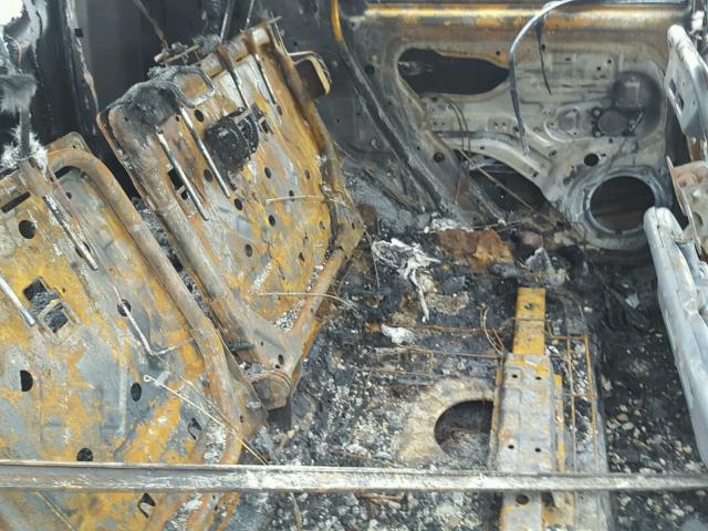 KNDJT2A52D7636143 - 2013 KIA SOUL 烧焦的 照片 6