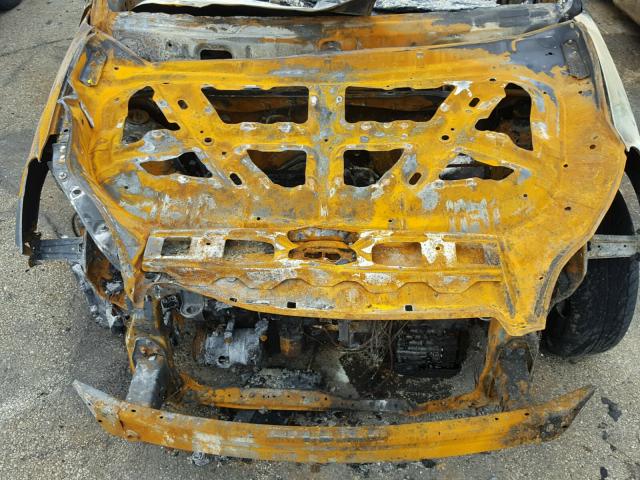 KNDJT2A52D7636143 - 2013 KIA SOUL 烧焦的 照片 9