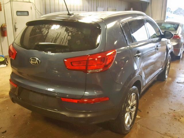 KNDPBCAC3G7810999 - 2016 KIA SPORTAGE L GRAY photo 4