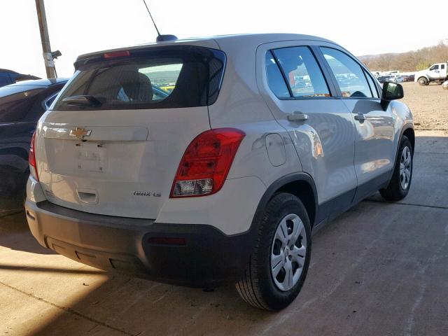 3GNCJKSB8GL267637 - 2016 CHEVROLET TRAX LS WHITE photo 4