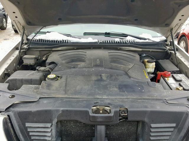 5LMEU88H95ZJ04839 - 2005 LINCOLN AVIATOR 银色 照片 7