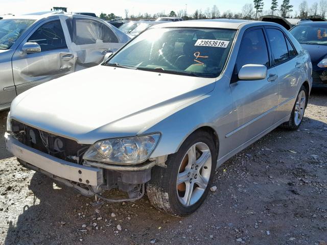 JTHBD192520052183 - 2002 LEXUS IS 300 SILVER photo 2