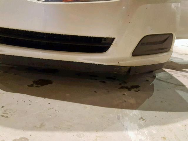 1G11D5SR4DF352270 - 2013 CHEVROLET MALIBU 1LT WHITE photo 9