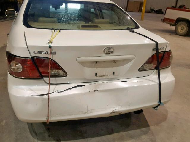 JTHBA30GX45043935 - 2004 LEXUS ES 330 WHITE photo 9