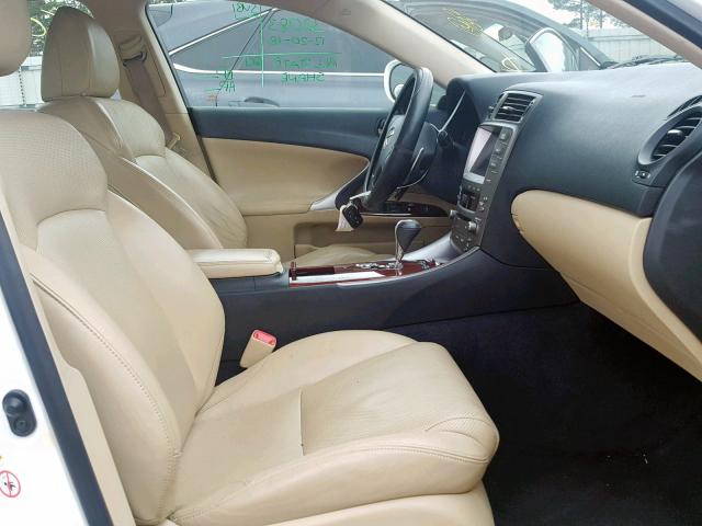 JTHBK262285064478 - 2008 LEXUS IS 250 WHITE photo 5