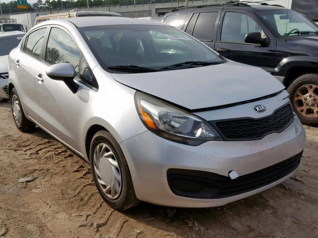 KNADM4A34F6496610 - 2015 KIA RIO LX 银色 照片 1