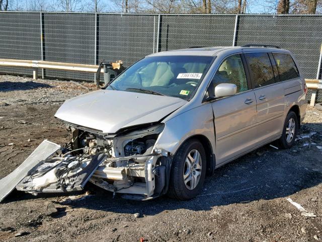 5FNRL38756B453204 - 2006 HONDA ODYSSEY EX SILVER photo 2