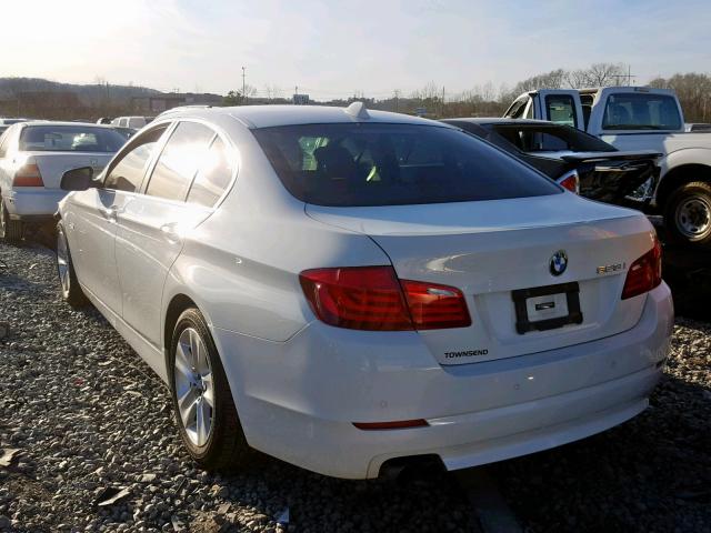 WBAFR1C53BDS36678 - 2011 BMW 528 I WHITE photo 3