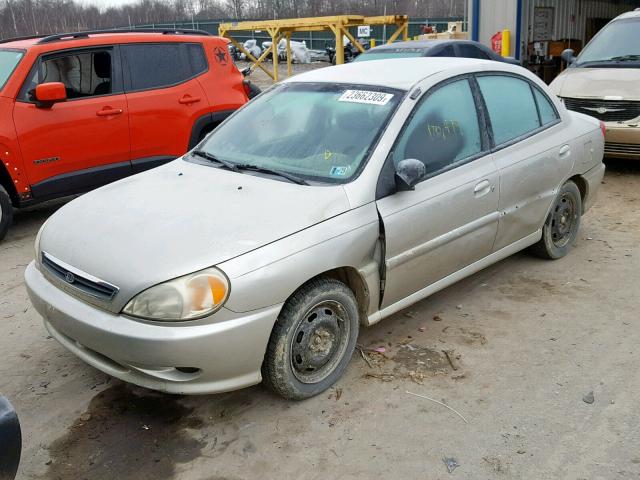 KNADC123X26160180 - 2002 KIA RIO SILVER photo 2