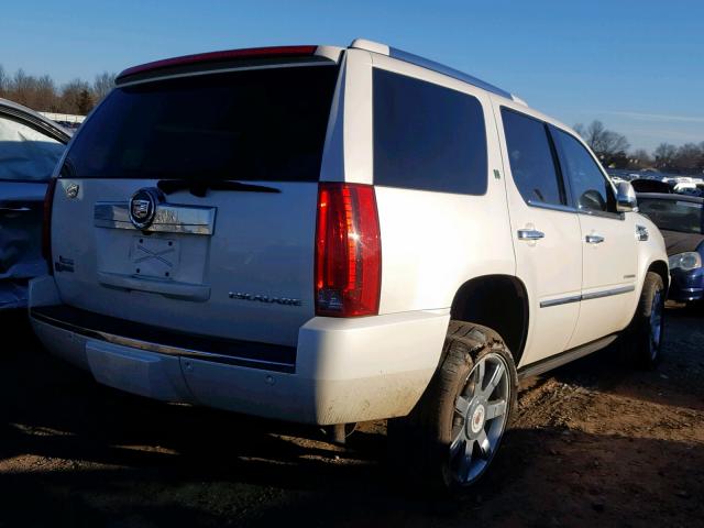 1GYS4EEJ2CR222268 - 2012 CADILLAC ESCALADE H WHITE photo 4