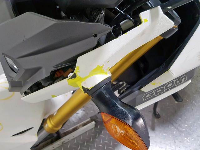 MLHJC7511J5005005 - 2018 HONDA GROM YELLOW photo 16