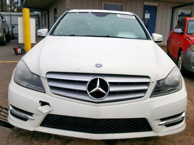 WDDGF4HB9CR196424 - 2012 MERCEDES-BENZ C 250 WHITE photo 9