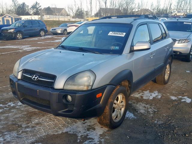 KM8JN12D47U609733 - 2007 HYUNDAI TUCSON SE SILVER photo 2