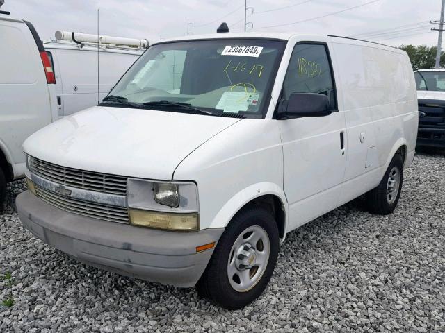 1GCDL19X24B130354 - 2004 CHEVROLET ASTRO WHITE photo 2