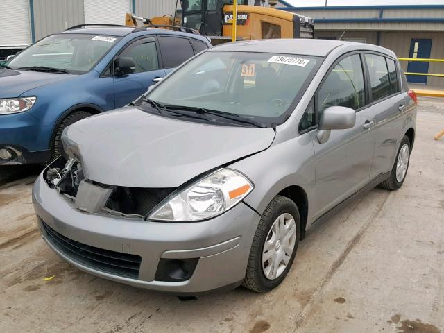 3N1BC1CPXBL410988 - 2011 NISSAN VERSA S GRAY photo 2