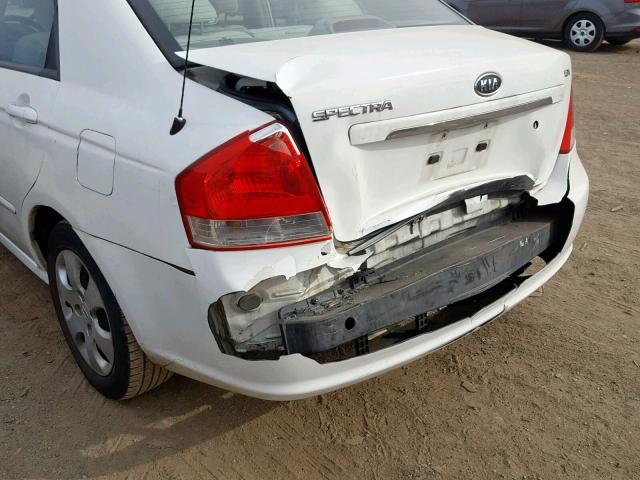 KNAFE121075449003 - 2007 KIA SPECTRA EX WHITE photo 9