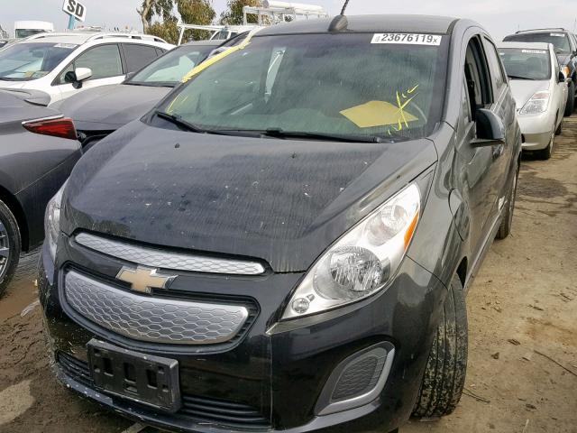 KL8CL6S06FC818966 - 2015 CHEVROLET SPARK EV 2 BLACK photo 2