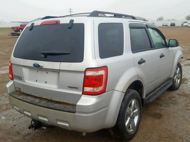 1FMCU93GX9KC40152 - 2009 FORD ESCAPE XLT SILVER photo 4