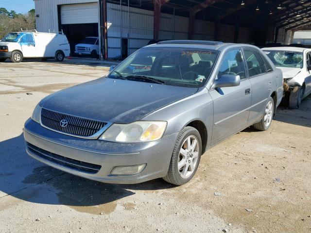 4T1BF28B22U265499 - 2002 TOYOTA AVALON XL/ GREEN photo 2